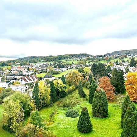 Little Penthouse **** Apartment Dietikon Luaran gambar
