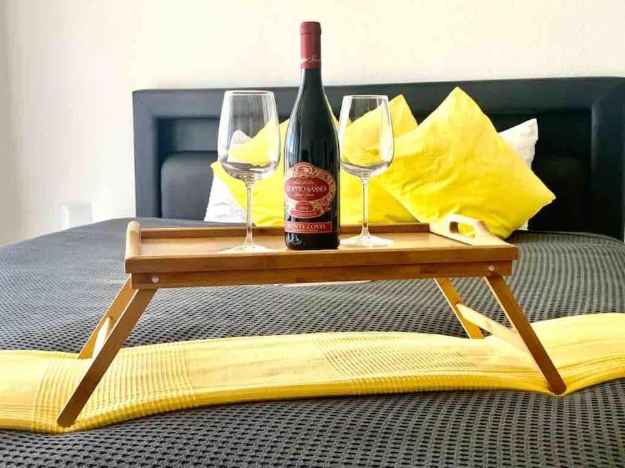Little Penthouse **** Apartment Dietikon Luaran gambar