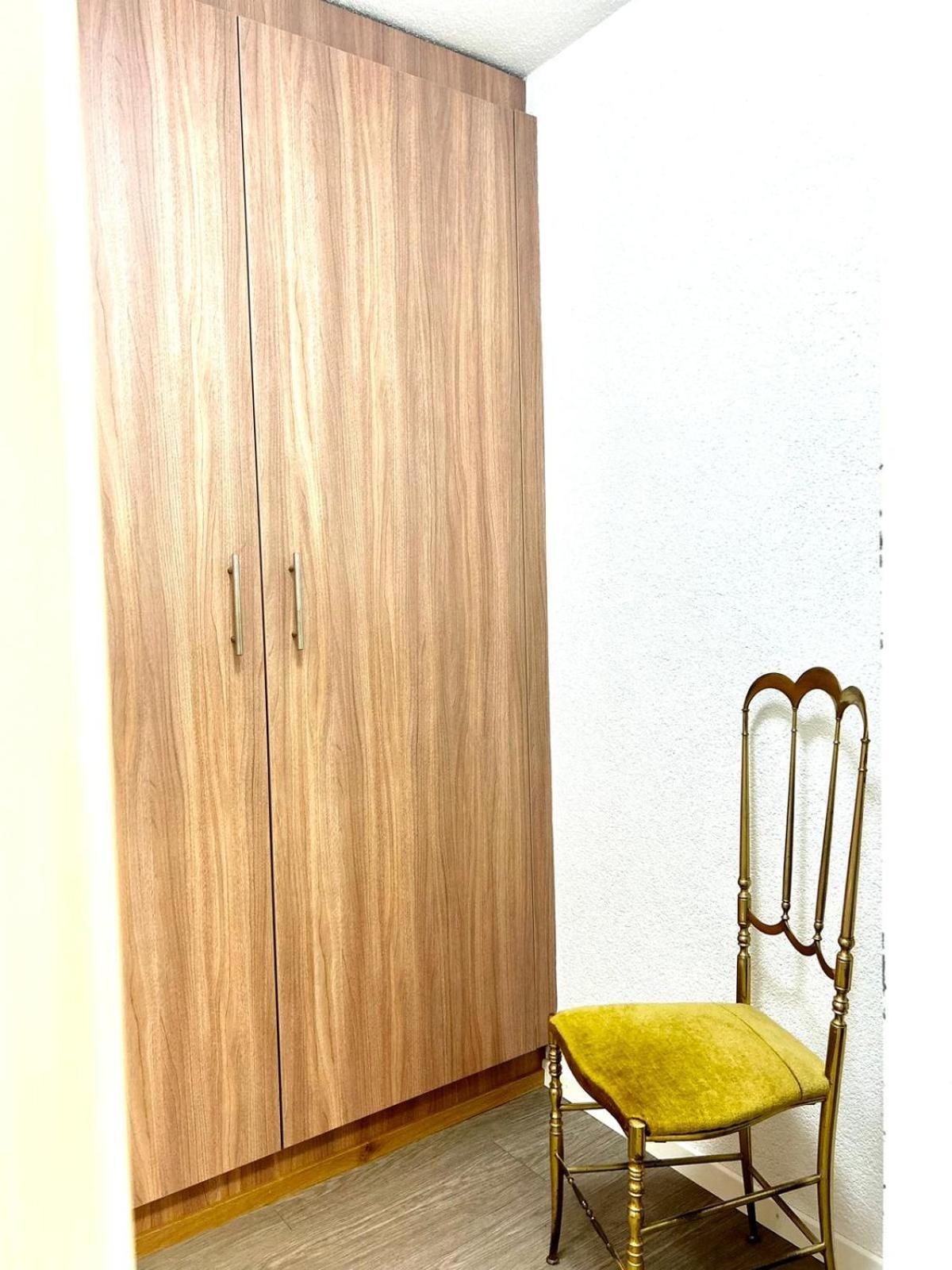 Little Penthouse **** Apartment Dietikon Luaran gambar
